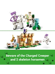 LEGO Minecraft The Iron Golem Fortress 2in1 Castle Set 21250 - Image 5 of 9