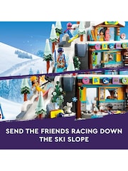 LEGO Friends Holiday Ski Slope and Caf Winter Set 41756 - Image 4 of 9
