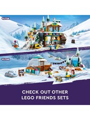 LEGO Friends Holiday Ski Slope and Caf Winter Set 41756 - Image 7 of 9