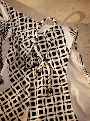 Black/White Palm Ruched Side Tummy Control Swimsuit - Image 7 of 7
