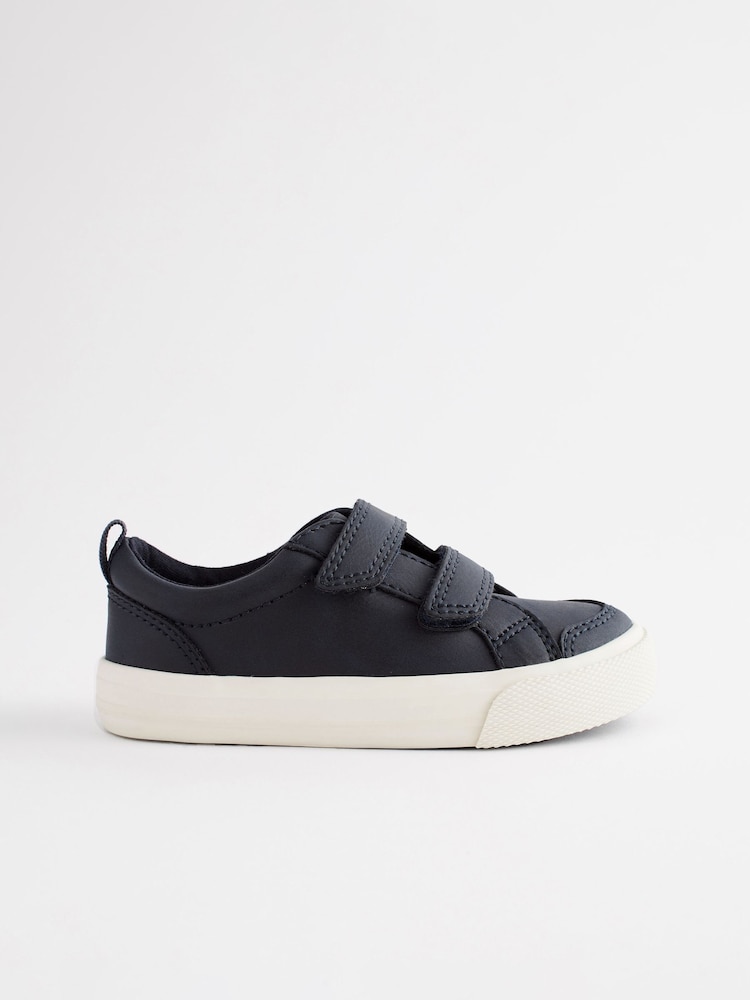 Marineblau/blau - Turnschuhe mit zwei Klettverschlussriemen - Bild 2 von 6 Marineblau/blau - Turnschuhe mit zwei Klettverschlussriemen - Bild 2 von 6