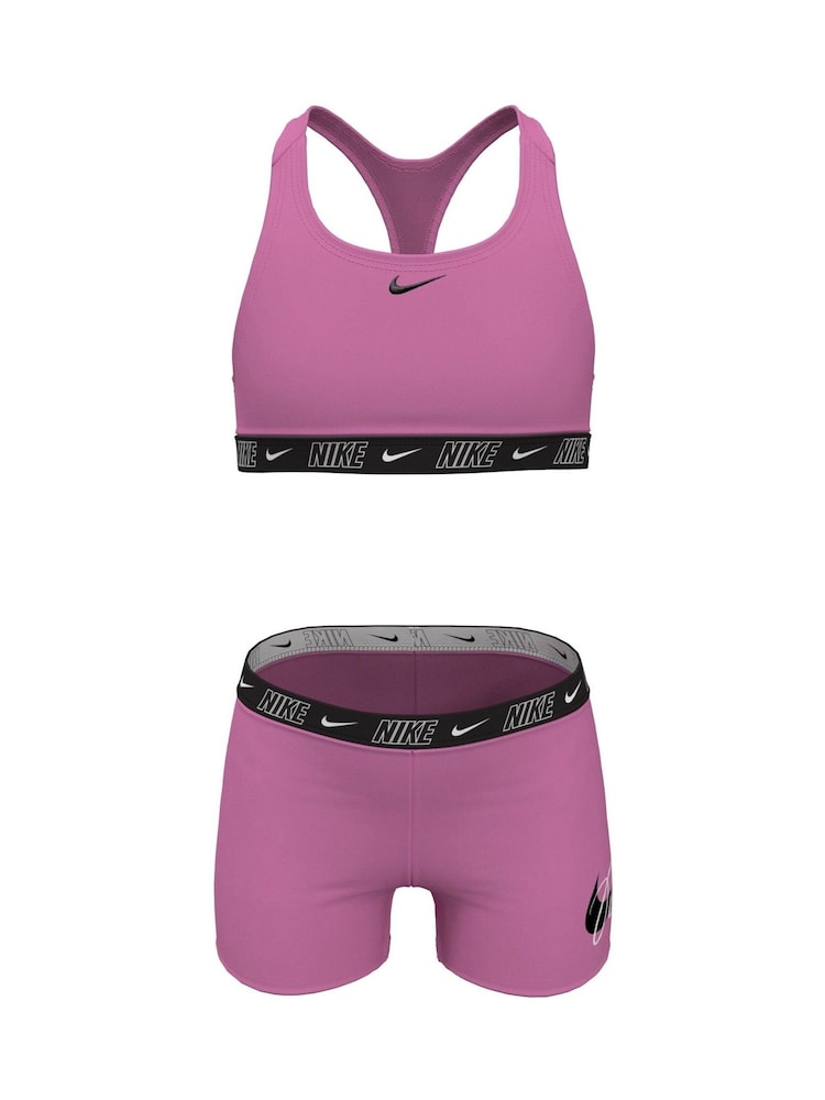 Rosa - Conjunto de pantalones cortos de bikini con tira con logo de Nike - Imagen 2 de 4