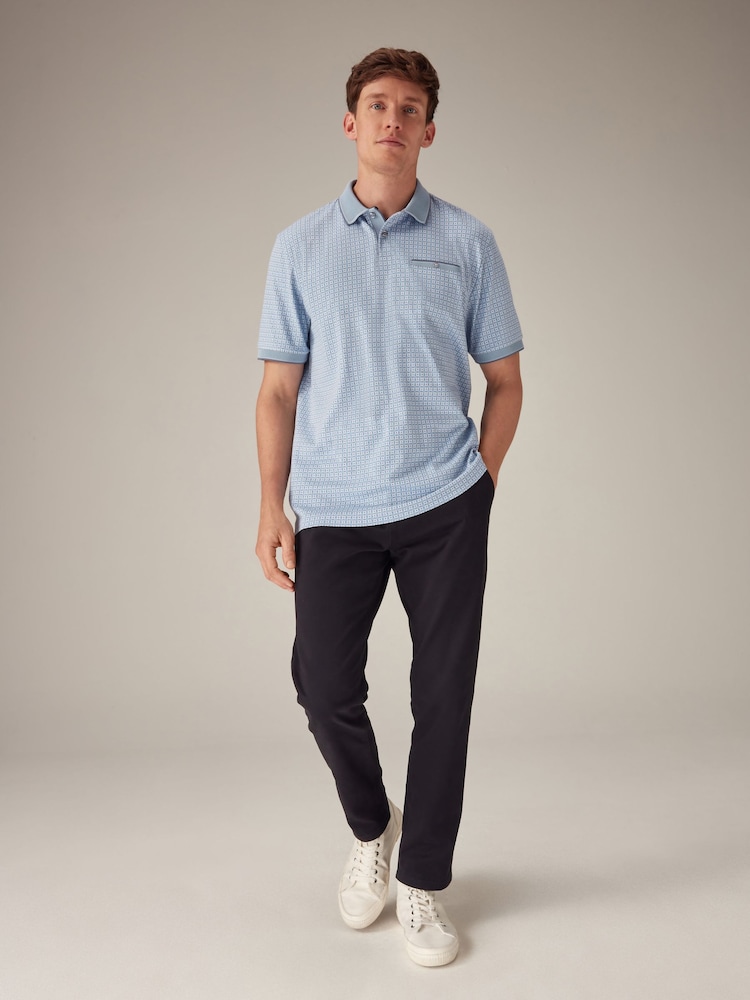 Hellblau/Geomuster - Kurzärmeliges Polo-Shirt mit Print - Bild 2 von 7 Hellblau/Geomuster - Kurzärmeliges Polo-Shirt mit Print - Bild 2 von 7
