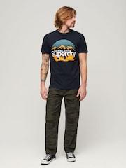 Marineblau - Superdry Great Outdoors Grafik-T-Shirt - Bild 2 von 6
