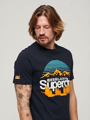 Marineblau - Superdry Great Outdoors Grafik-T-Shirt - Bild 3 von 6