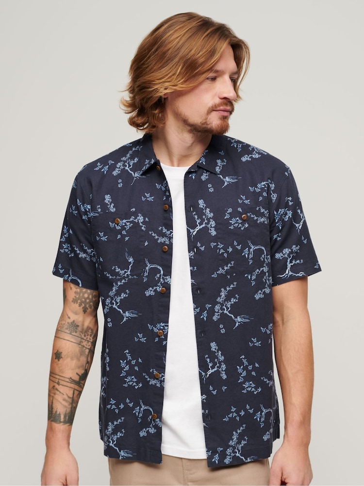 Синий - Superdry Short Sleeved Cotton/Linen Blend Beach Shirt - Изображение 1 из 7