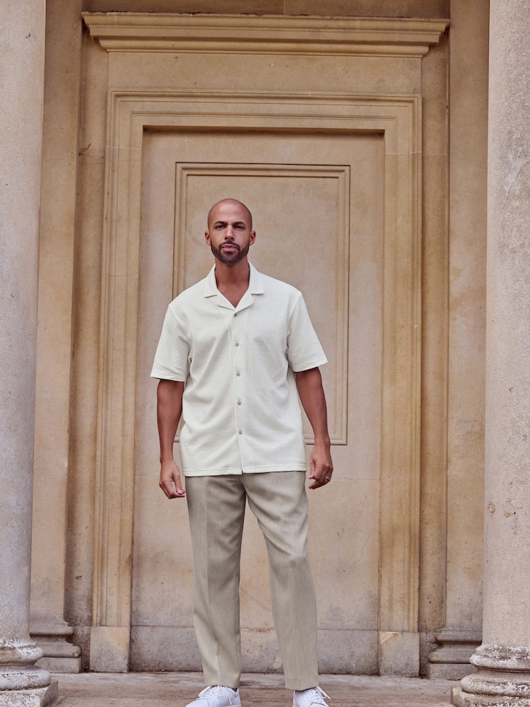 White 100% Cotton Cuban Collar Textured Jersey Short Sleeve Shirt - Image 2 of 7