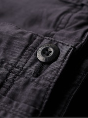 Negro - Superdry Core Cargo Relaxed Fit Shorts - Imagen 7 de 7