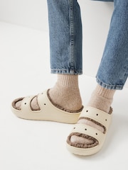 Crocs Classic Faux Fur Lined Cozzzy Sandals - Image 2 of 5