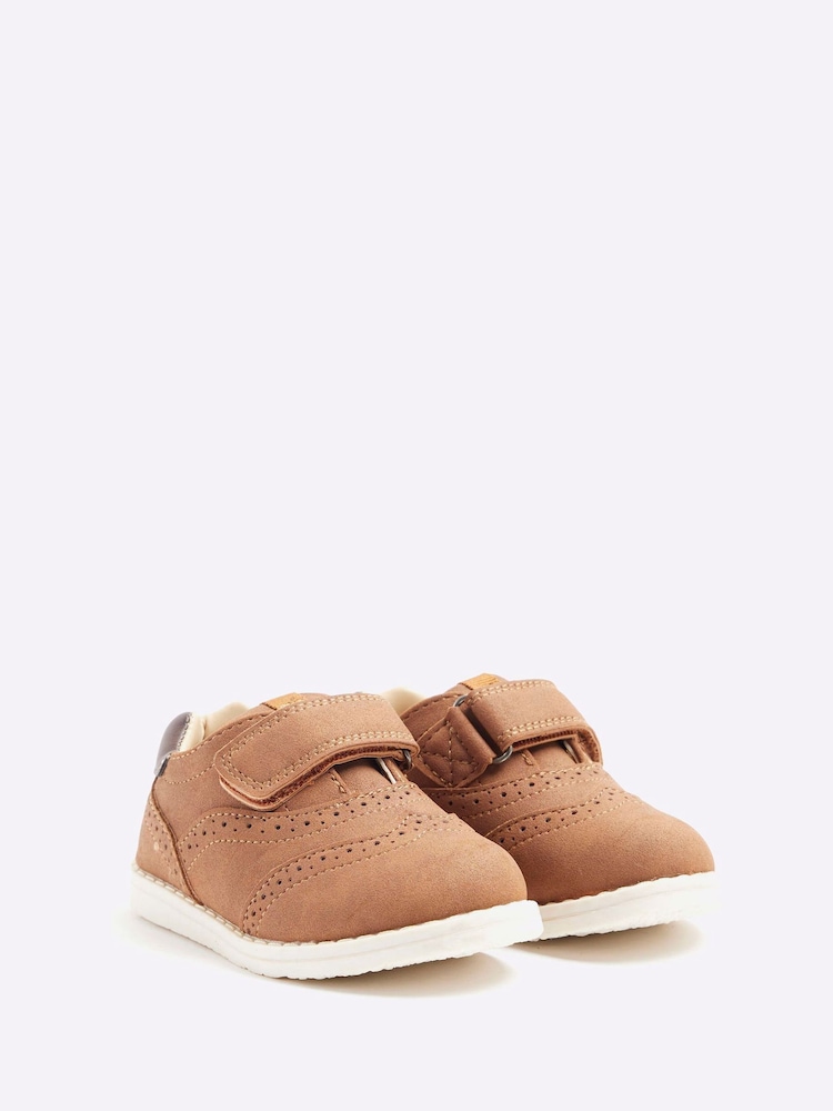 River Island Brown Boys Brogue Velcro Shoes - Image 2 of 4