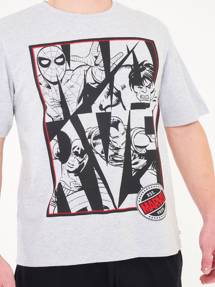 حزمة بيجامة شورت بطبعة قصص Marvel المصورة قطن 100% للرجال من Brand Threads - صورة 3 من 3