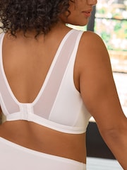 White Total Support Non Wire Ultimate Comfort Bra B-H - Image 6 of 8