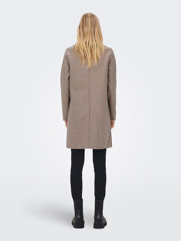 ONLY Taupe Tailored Relaxed Lightweight Coat - Image 2 of 5 ONLY Taupe Tailored Relaxed Lightweight Coat - Image 2 of 5