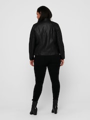 Chaqueta motera de cuero sintético de Only Curve - Imagen 2 de 5
