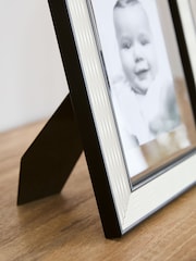 Black/White Floating Aperture Photo Frame - Image 3 of 5