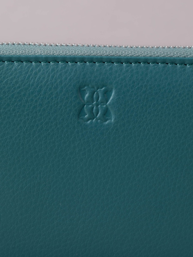 Lakeland Leather Light Green Small Zip Purse - Image 5 of 5
