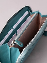 Lakeland Leather Teal Green Large Leather Zip Purse - Image 3 of 5