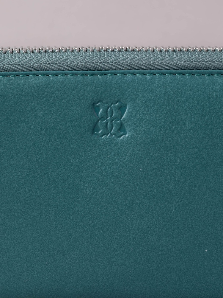 Lakeland Leather Teal Green Large Leather Zip Purse - Image 5 of 5