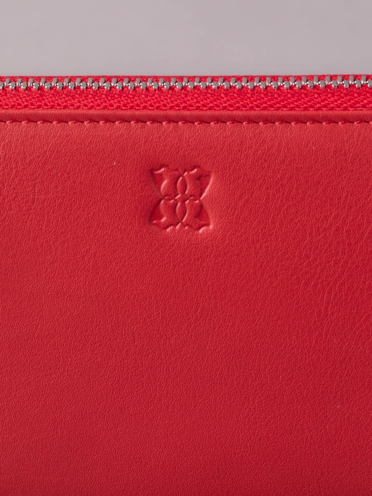 Lakeland Leather Red Large Leather Zip Purse - Image 5 of 5