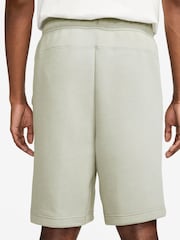 Nike Tech Fleece-Shorts - Bild 16 von 18