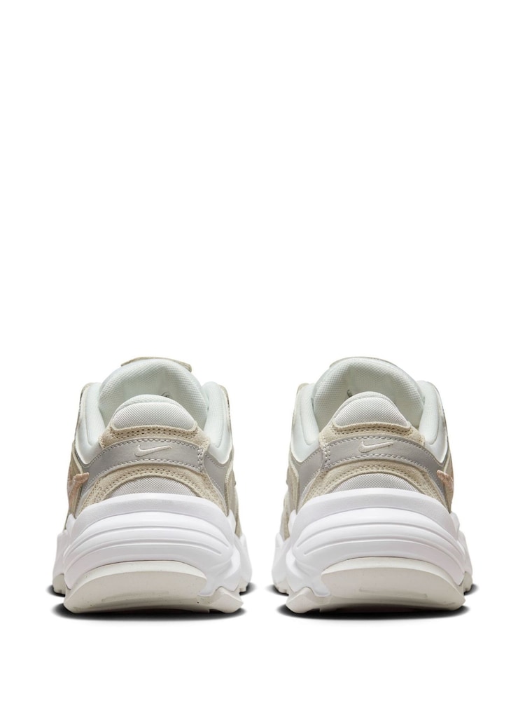 Nike Neutral AL8 Trainers - Image 10 of 12