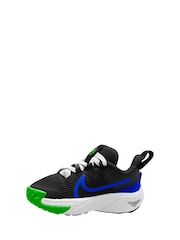 Nike Black/Blue Star Runner 4 Infant Trainers - Image 4 of 9