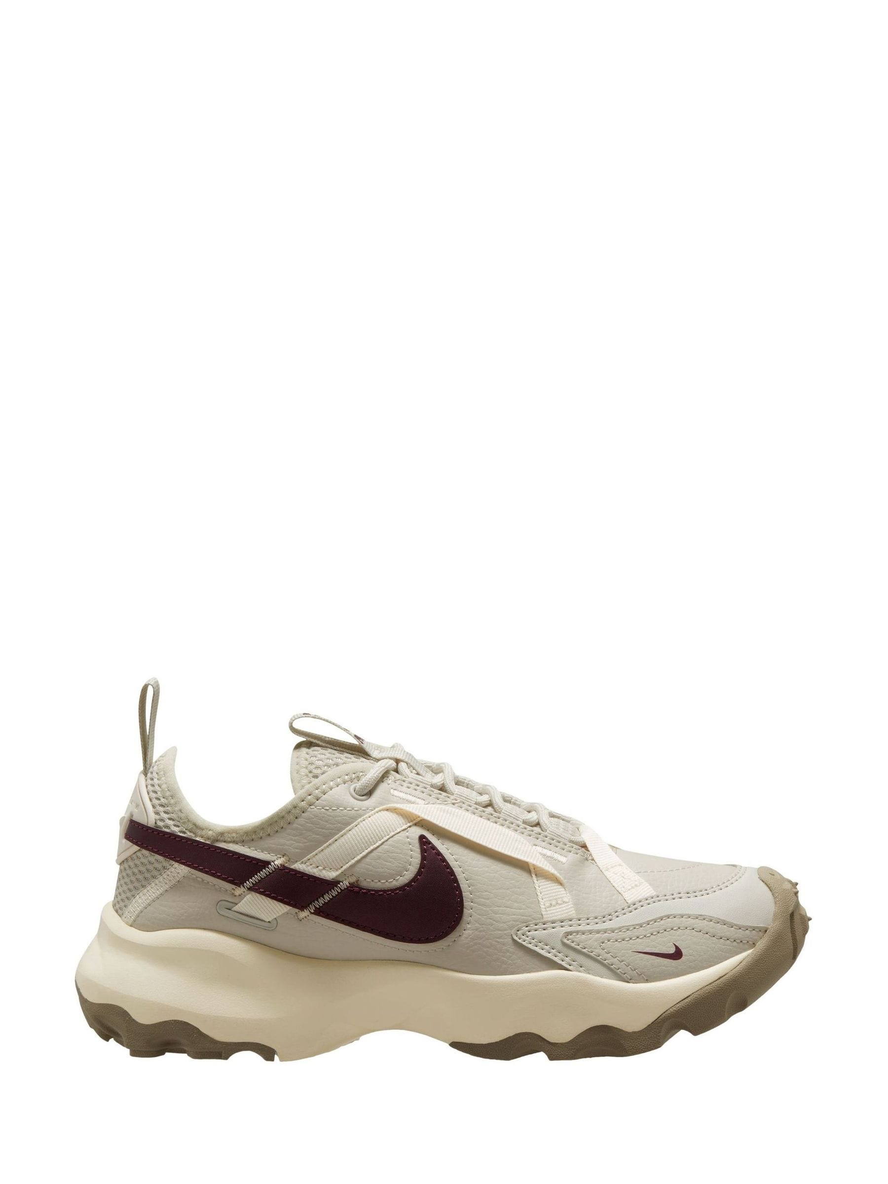 Buy Nike White TC 7900 Shoes from Next Luxembourg