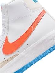 Белая оранги - Детские кроссовки Nike Blazer 77 - Изображение 7 из 8