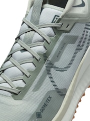 Nike Green React Pegasus Trail 4 Gore-Tex Running Trainers - Image 8 of 10