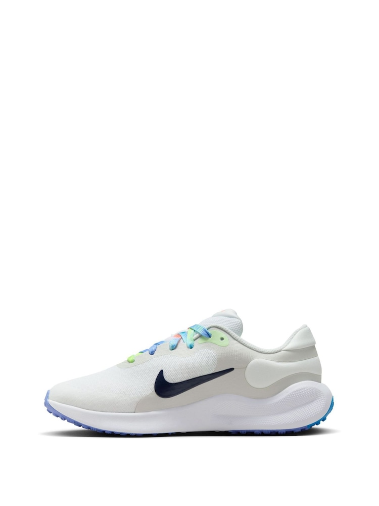 Nike White/Multi Youth Revolution 7 Trainers - Image 4 of 11