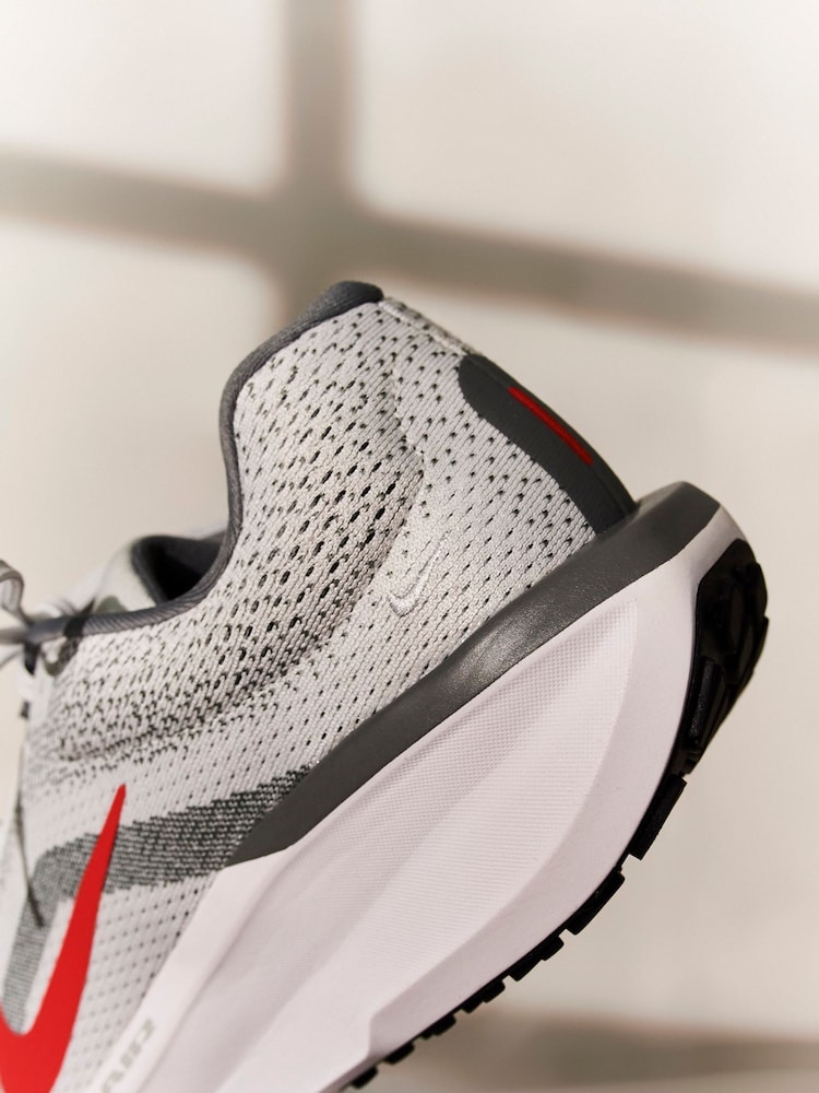 Nike Grey Winflo 11 Road Running Trainers - Image 3 of 20