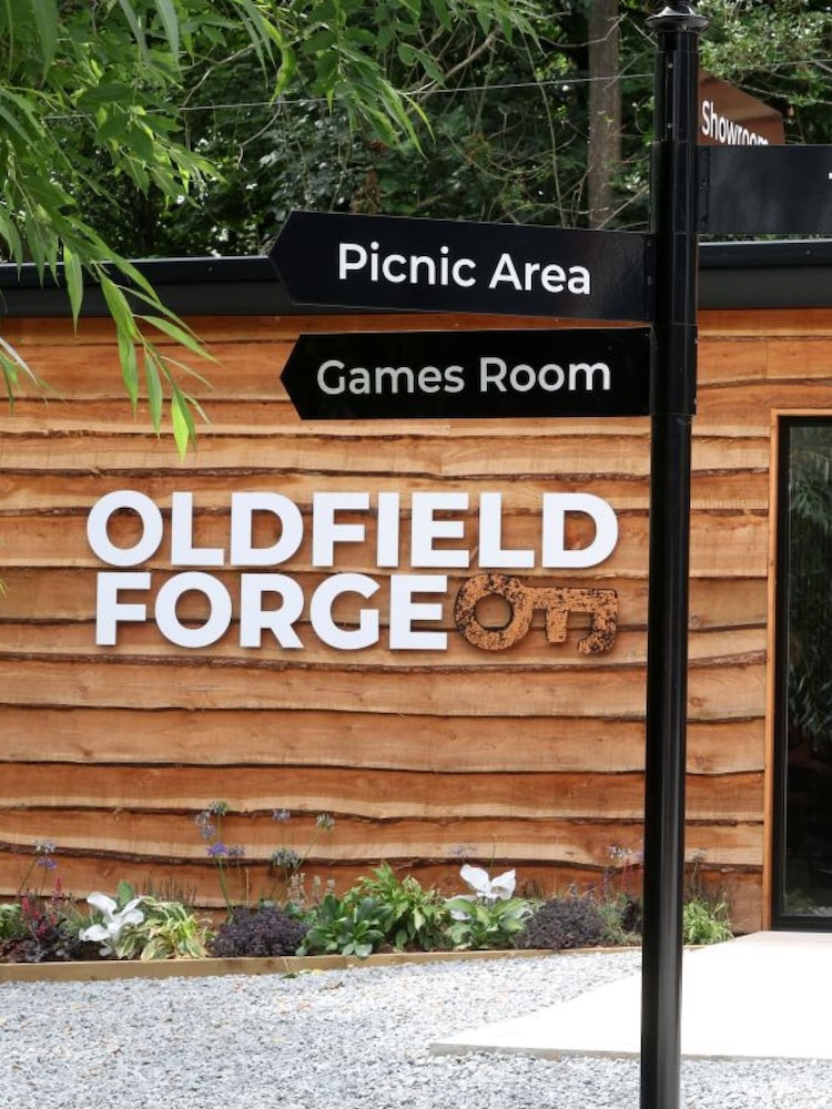 Virgin Experience Days The Oldfield Forge Blacksmith for a Day Gift - Image 4 of 4 Virgin Experience Days The Oldfield Forge Blacksmith for a Day Gift - Image 4 of 4