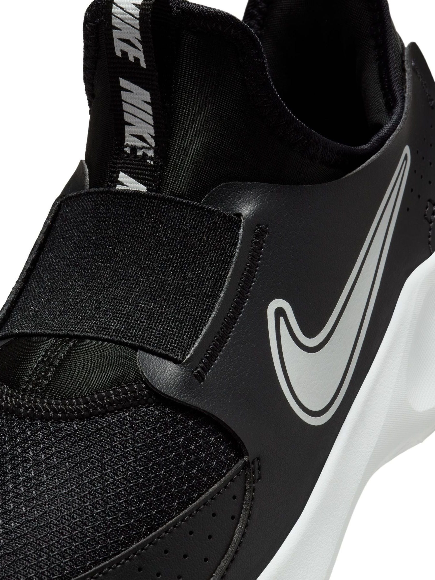 Nike flex runner black on sale