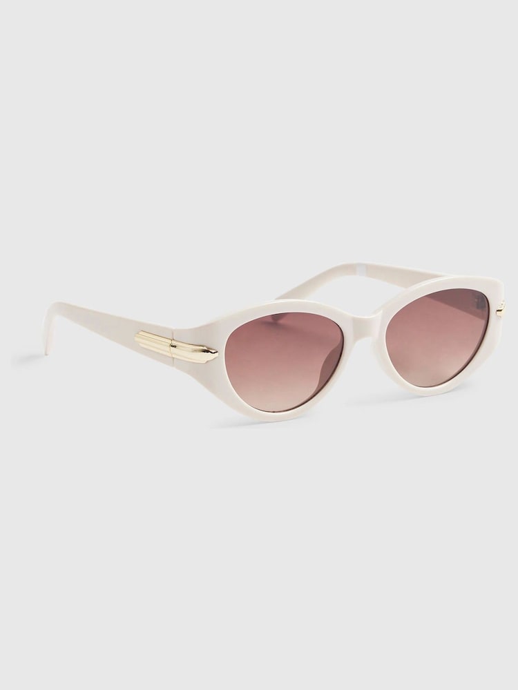 River Island Cream Molly Smith Cat Eye Slim Glasses - Image 2 of 2 River Island Cream Molly Smith Cat Eye Slim Glasses - Image 2 of 2
