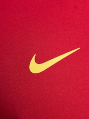 Nike Red Liverpool FC Club Essential T-Shirt - Image 6 of 6