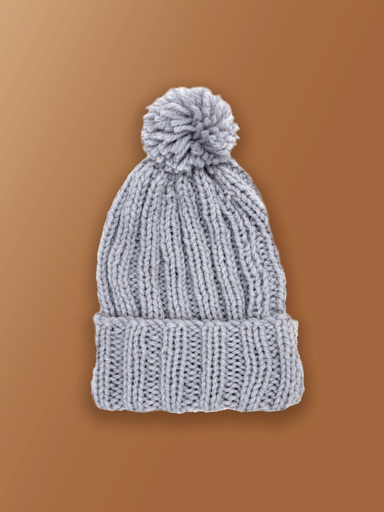 Luckies Calm Club DIY Bobble Hat Craft Kit - Image 2 of 3