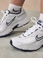 Nike White/Black Initiator Retro Runner Trainers - Image 2 of 11