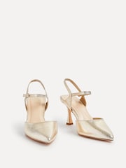 Dorado - Zapatos de tacón de corte ancho con parte trasera abierta y tira en el tobillo de Linzi - Imagen 2 de 5