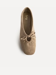 Linzi Natural Arlo Ballet Pumps with Bow Detail - Image 4 of 5
