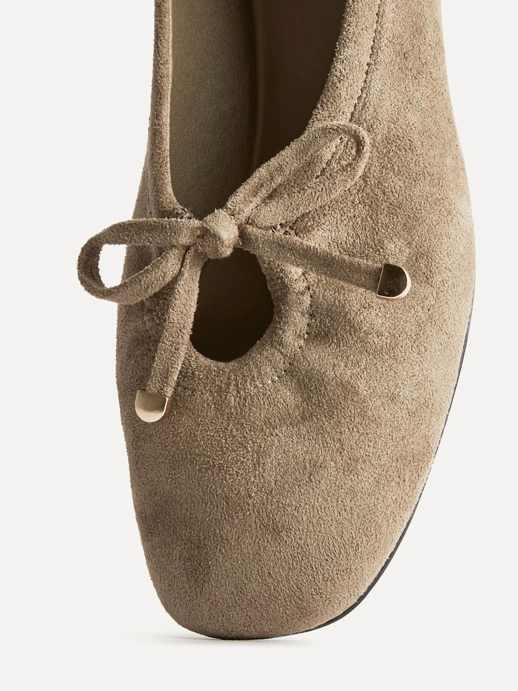Linzi Natural Arlo Ballet Pumps with Bow Detail - Image 5 of 5 Linzi Natural Arlo Ballet Pumps with Bow Detail - Image 5 of 5