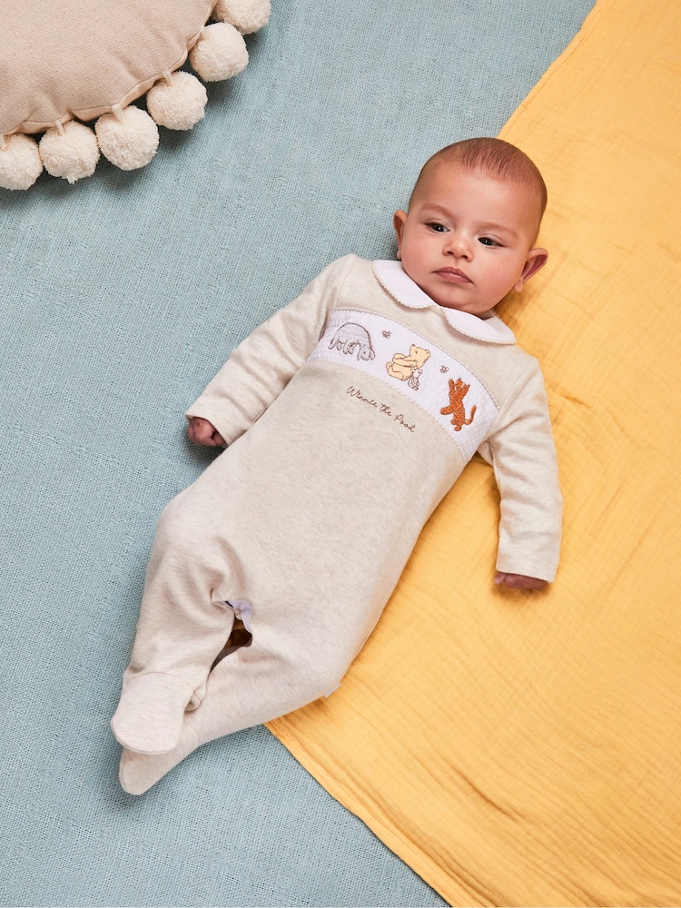 Pijama fruncido de Winnie The Pooh de JoJo Maman Bebé de Jojo Maman Bébé - Imagen 2 de 5