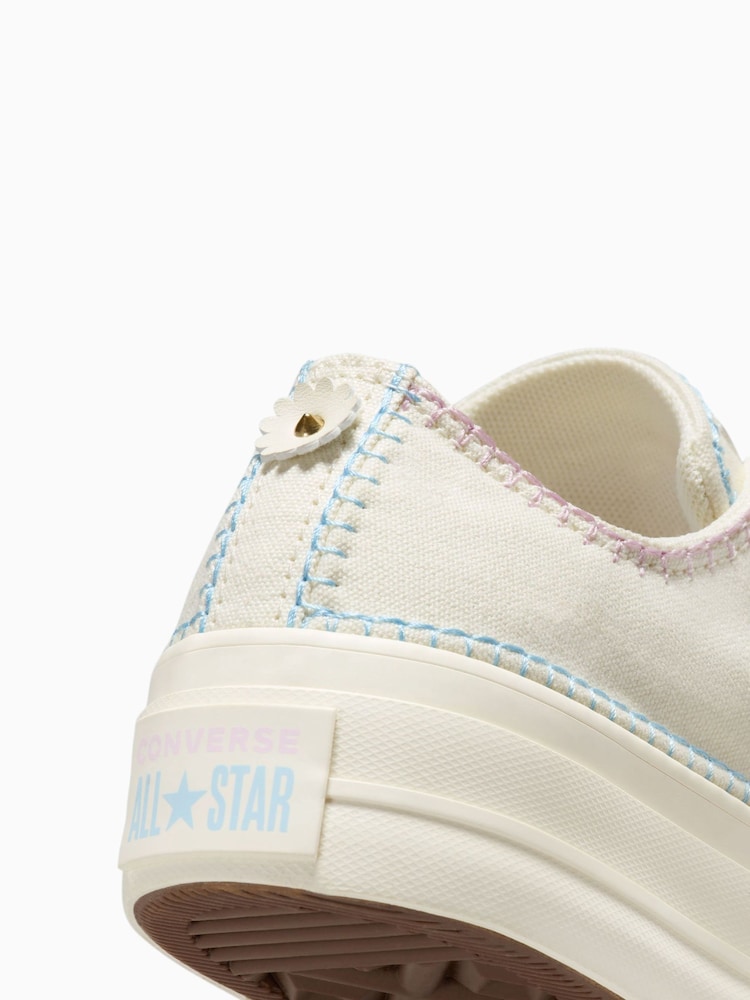 Converse Cream/White Chuck Taylor All Star Lift Trainers - Image 8 of 10
