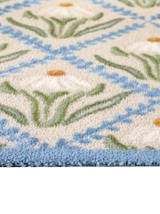 Hug Rug Beige Daisy Trellis Runner - Image 3 of 4