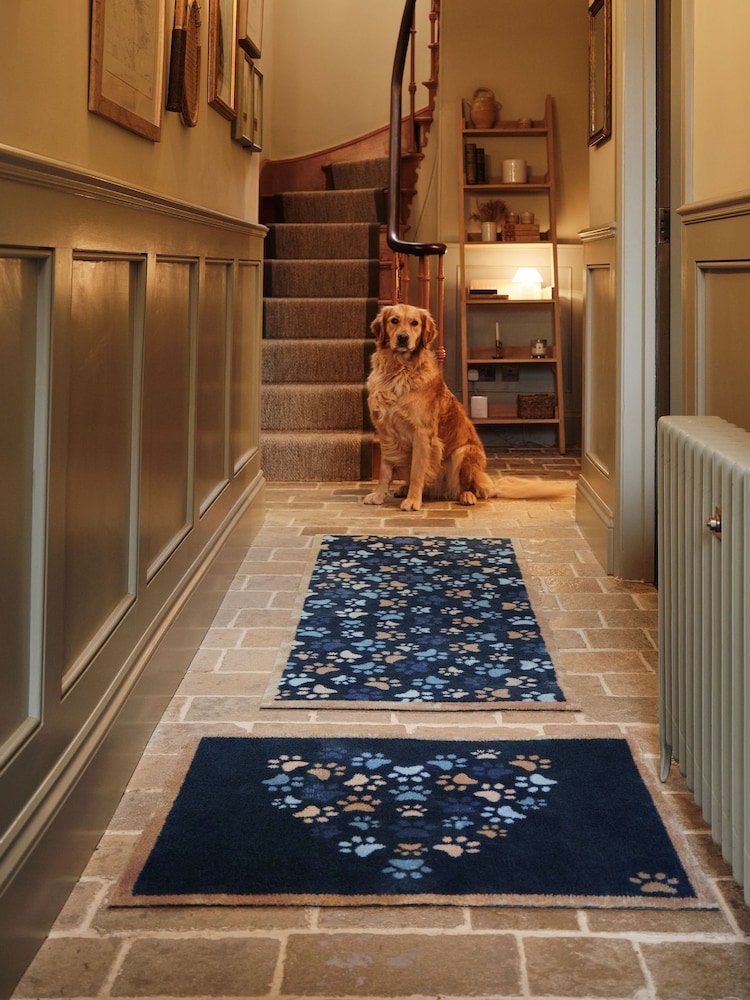 Hug Rug Blue Paws For Love Runner - Image 1 of 5