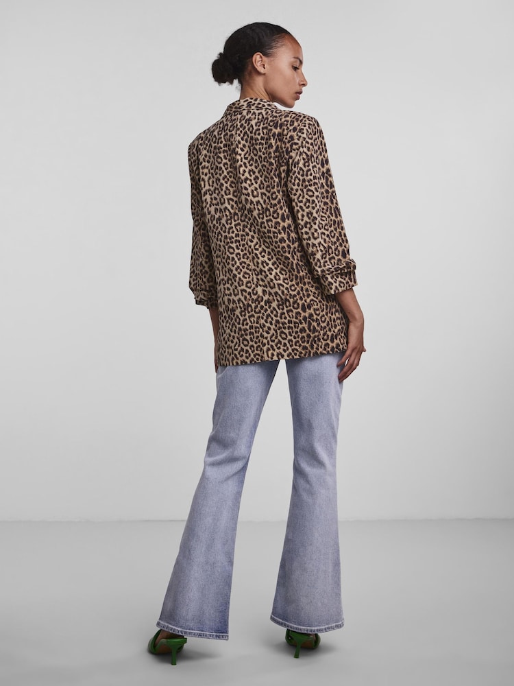 PIECES Animal Leopard Print Relaxed Ruched Sleeve Workwear 100% Cotton Blazer - Image 2 of 4