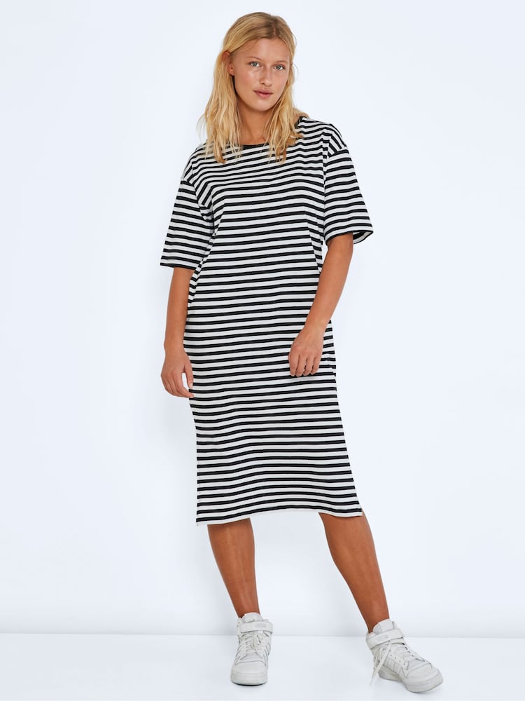 NOISY MAY Black Oversized Midi T-Shirt Dress - Image 1 of 7