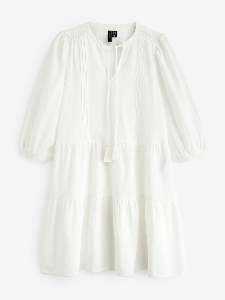 VERO MODA White Embroidered Detail Cotton Summer Boho Smock Dress - Image 5 of 5 VERO MODA White Embroidered Detail Cotton Summer Boho Smock Dress - Image 5 of 5