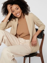 PIECES Cream 3/4 Ruched Sleeve Blazer - Image 4 of 6