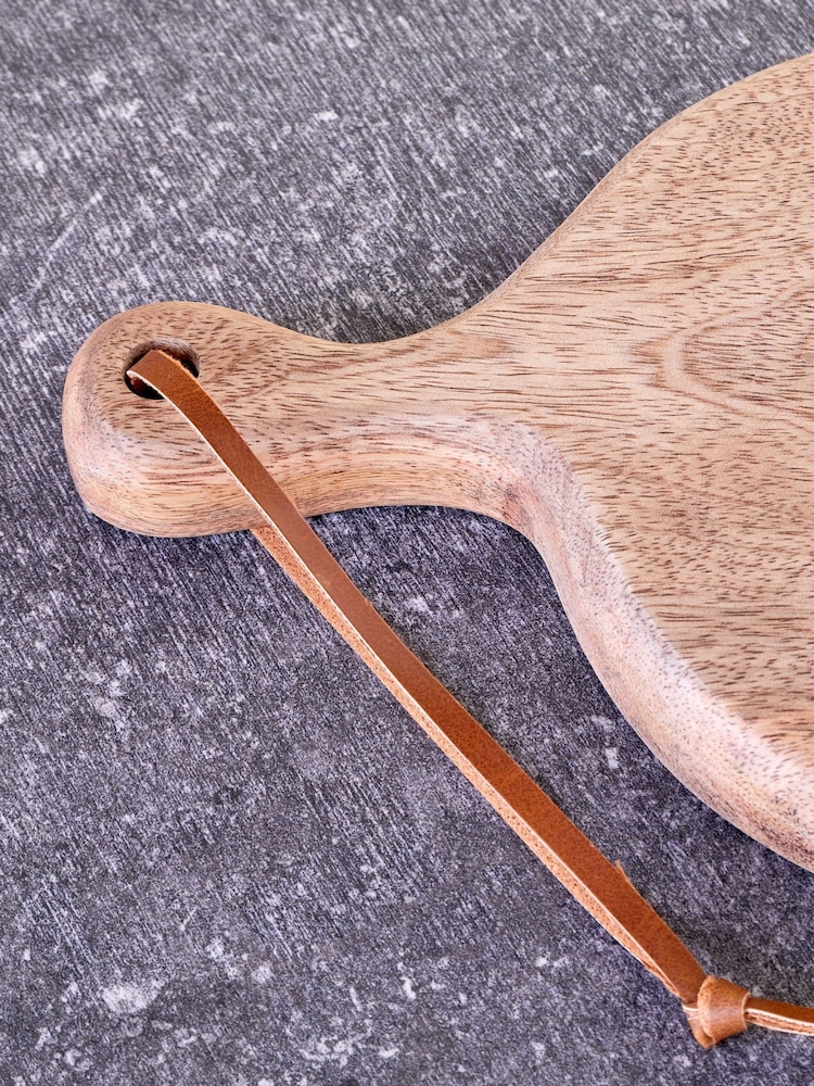Nkuku Natural Jabari Mango Wood Board - Image 2 of 3 Nkuku Natural Jabari Mango Wood Board - Image 2 of 3