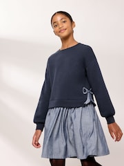 Marineblau/blau - Lipsy 2-in-1 Sweatkleid mit Schleifendetail (5–14Jahre) - Bild 3 von 5